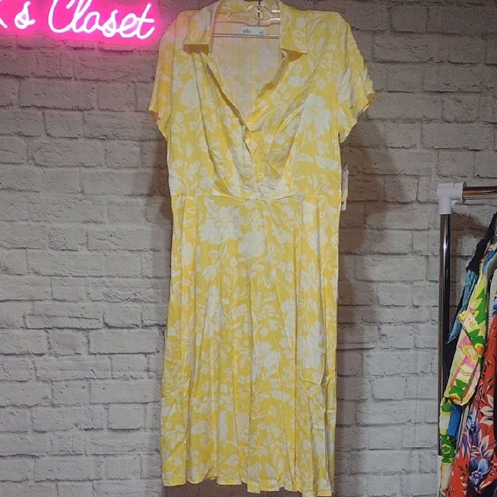 Croft& Barrow Small Short Sleeve Dress NWT